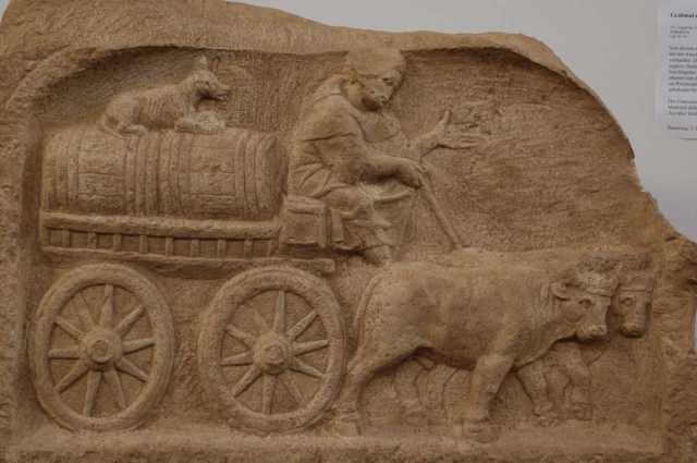 Roman oxcart. – Image source: http://www.electrummagazine.com/wp-content/uploads/2014/02/Roman-wine-trade-Augsburg-Romam-Museum.jpg.